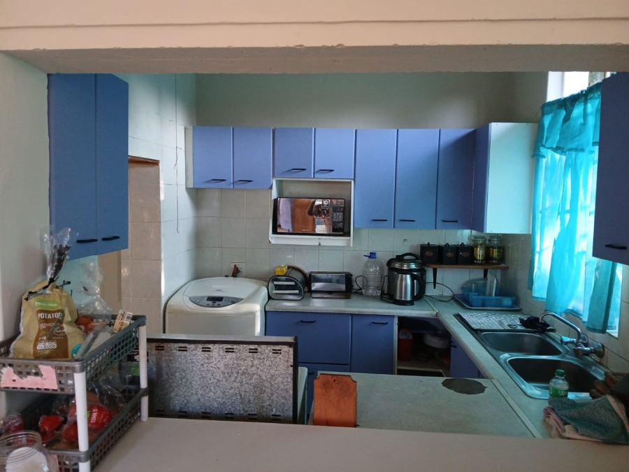 4 Bedroom Property for Sale in Ladybrand Free State
